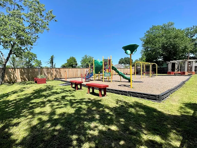 4810 Bayou Vista Dr — Photo 49