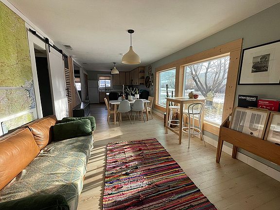 2nd image of 1150 Reeves Schwab Rd