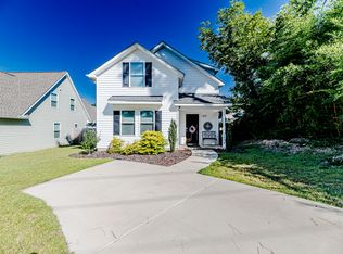 160 N Saylor St, Southern Pines, NC 28387
