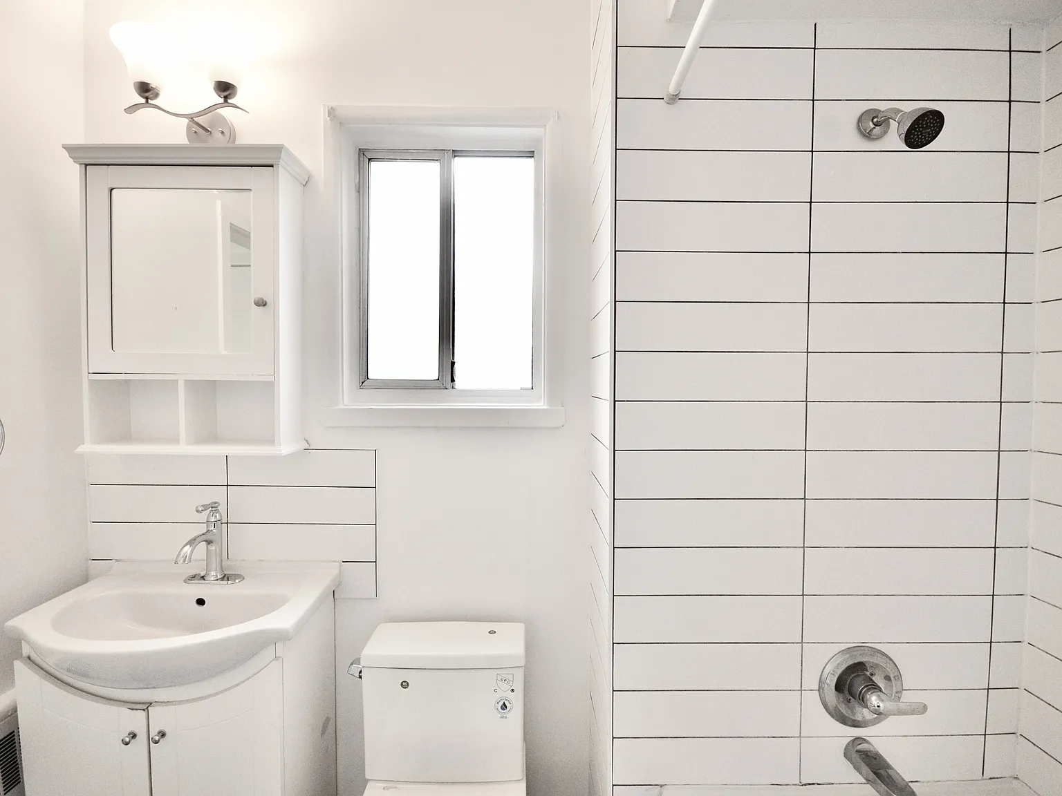 2 bed, 605 sqft, $2,000 — Photo 4