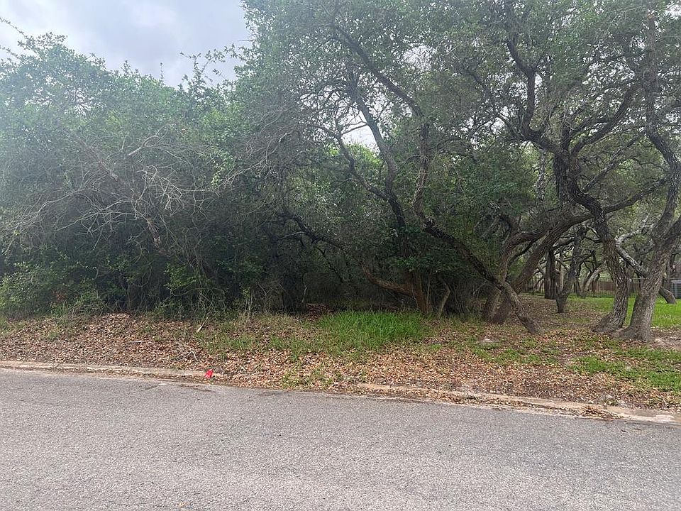1st image of 483 Augusta Dr