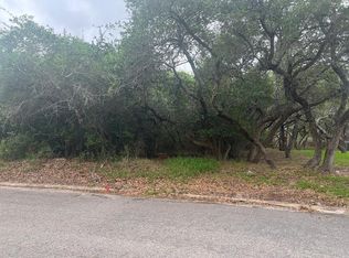 483 Augusta Dr, Rockport, TX 78382