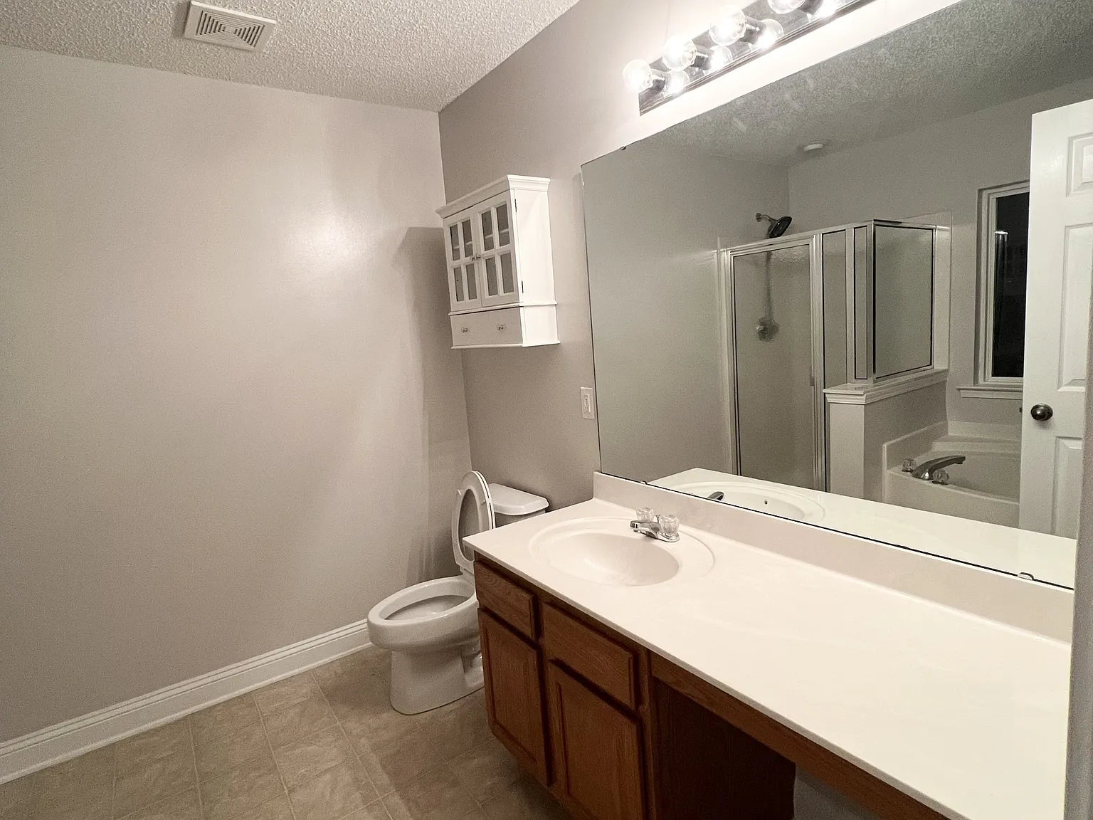 4724 Kiddle Lane - 1 — Photo 3