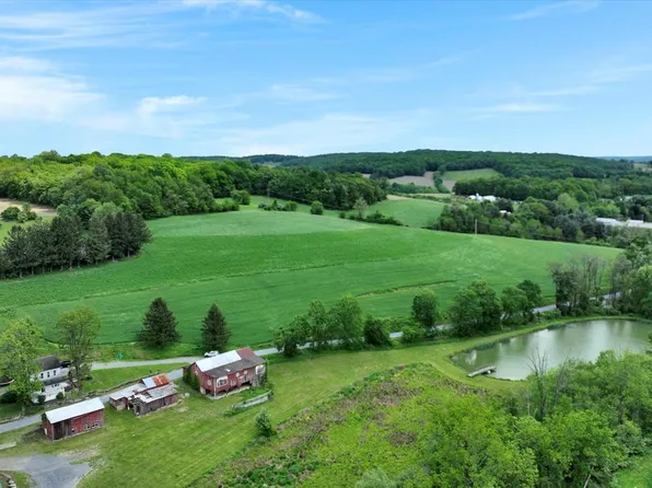 235 Stump Rd, Kutztown, PA 19530