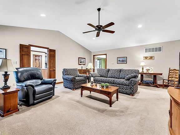 5th image of 4800 Landaff Dr