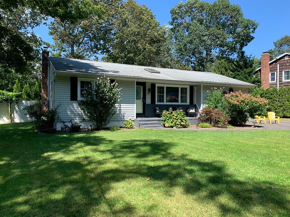 1st image of 20 Kennedy Dr