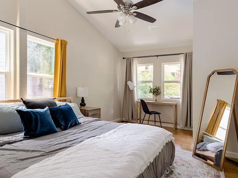 8638 San Leandro Dr — Photo 12