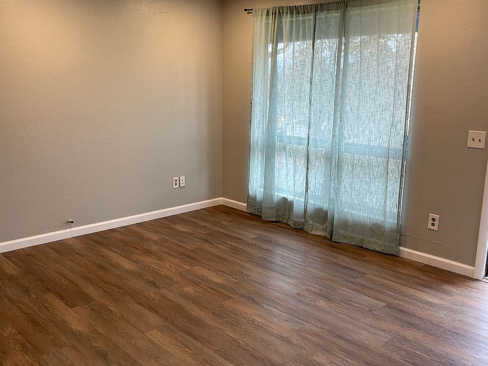 1st image of 4818 E K St #A