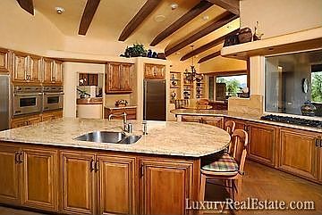 2nd image of 7405 N Las Brisas Ln