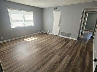 2330 E Locust St APT 209, Davenport, IA 52803