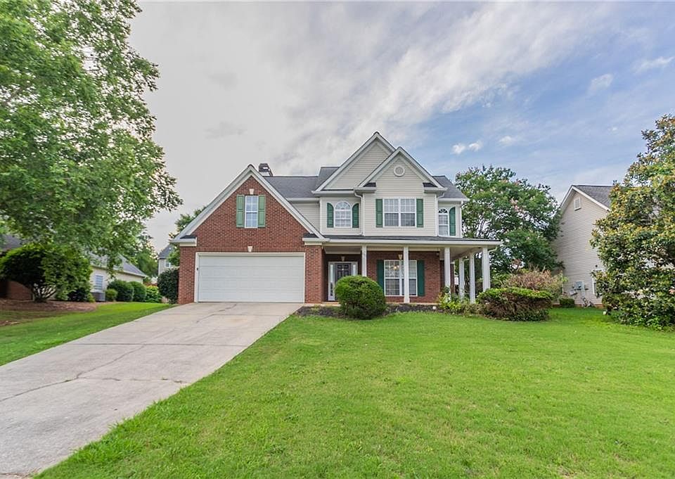 1st image of 806 Chelsea Wood Ct