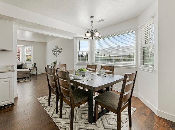 5th image of 3927 W Rockwood Way APT A