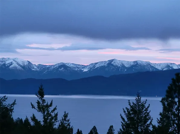 17413 Lake Forest Dr, Lakeside, MT 59922