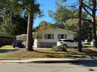 1214 S Davis Dr, Arlington, TX 76013