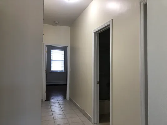 Rented by Winzone Realty Inc | media 6