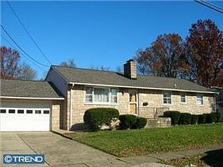 5th image of 236 Marlborough Ave