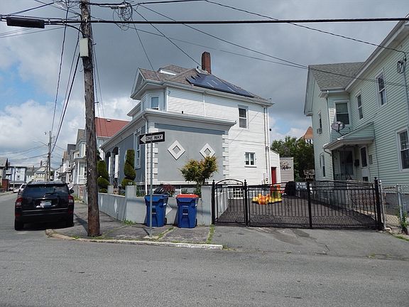 4th image of 167 Washington St