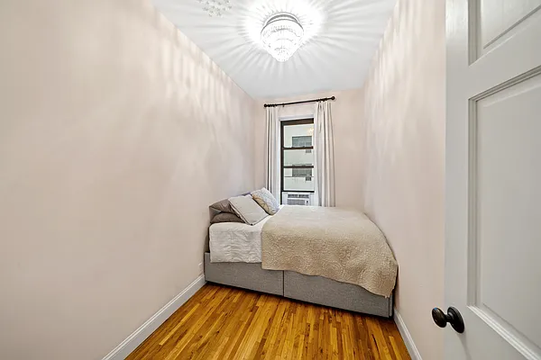 Rented by Compass | media 2