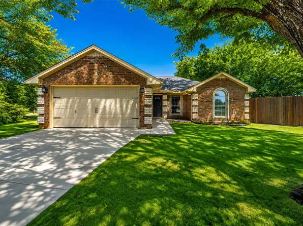 501 Brookfield Dr, Boyd, TX 76023
