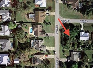 892 Tulip Dr, Sebastian, FL 32958