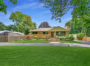 23601 N Park Rd, Lake Zurich, IL 60047