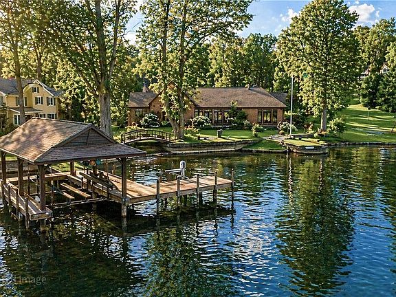 3rd image of 4331 Tichenor Point Dr
