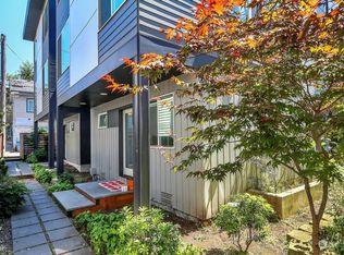 5224A Brooklyn Ave NE, Seattle, WA