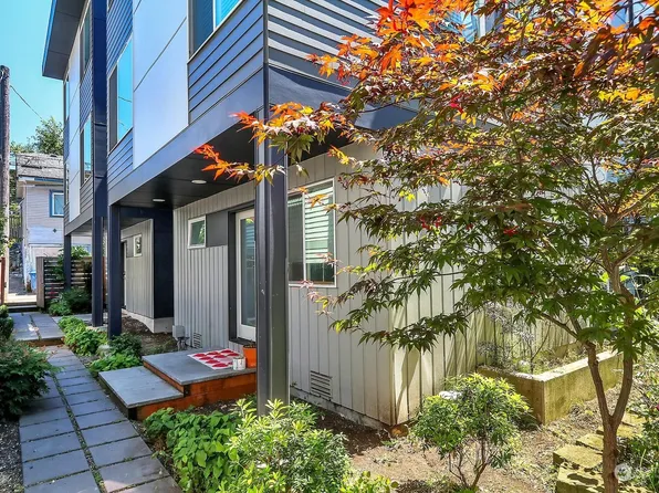 5224 A Brooklyn Avenue NE, Seattle, WA 98105