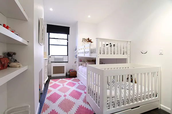 Rented by Compass | media 24