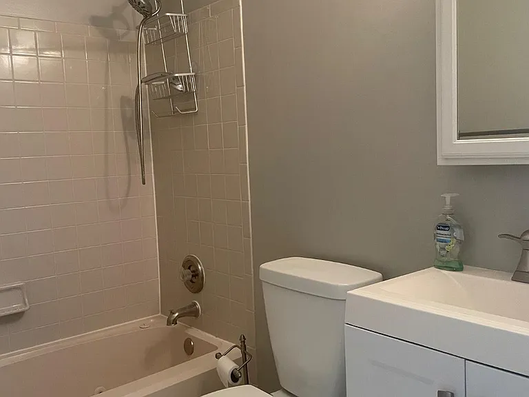 6008 Ellesmere Ct #F — Photo 7