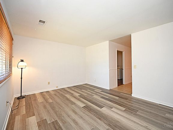 5th image of 3651 Vernier Dr