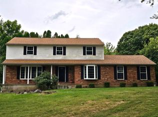 526 Holly Knoll Rd, Hockessin, DE 19707