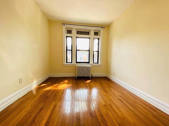 5th image of 32-32 33rd St #2A