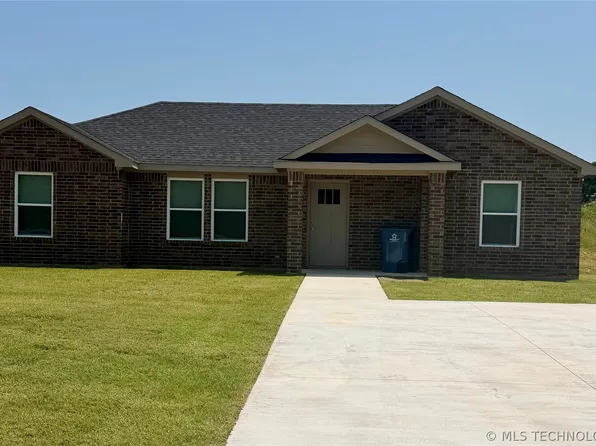 686 W 6th St, Atoka, OK 74525