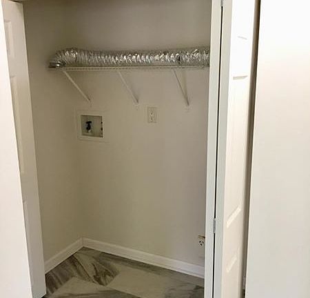 5th image of 1109 Tuscarora Dr
