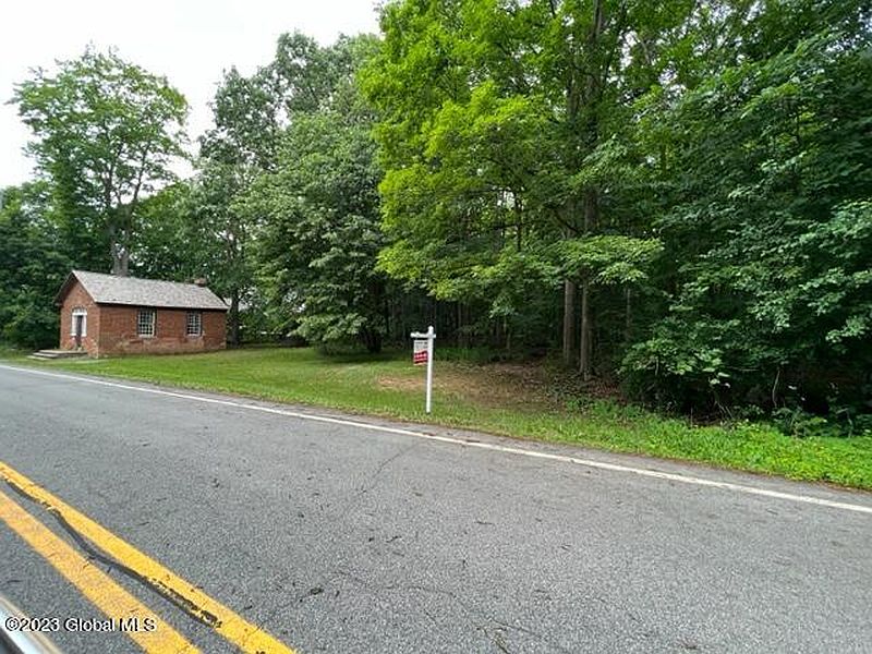 3rd image of 00 Potter Road