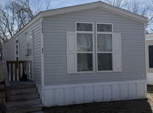 2723 S 71st Pl, Kansas City, KS 66106