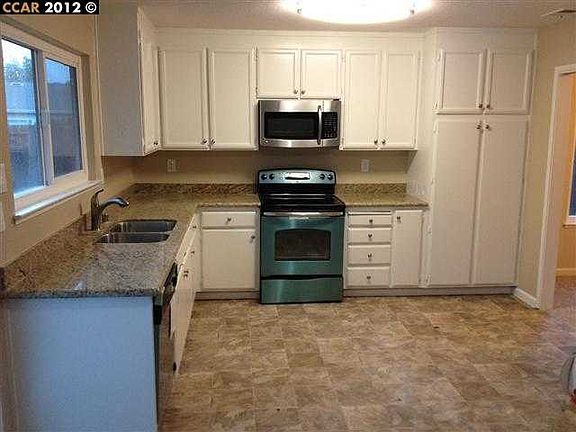 5th image of 116 Erica Ct
