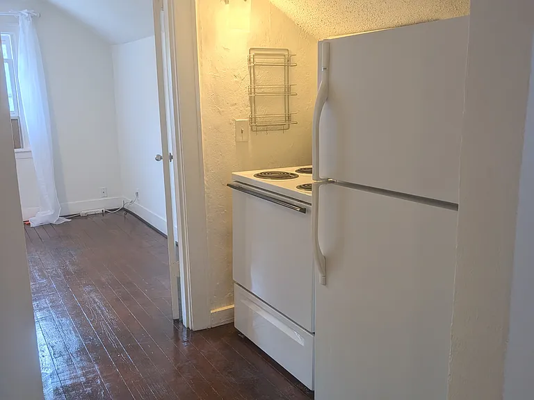 1710 Allison Pl #UPSTAIRS — Photo 7