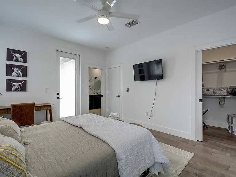 413 W Odell St #2 — Photo 13