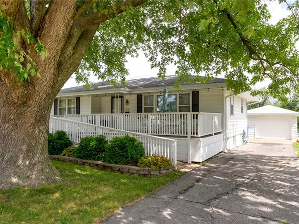 2608 Hull Ave, Des Moines, IA 50317
