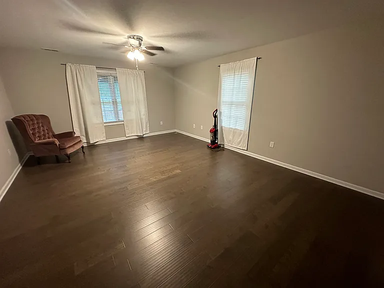 521 Mantle Dr — Photo 30