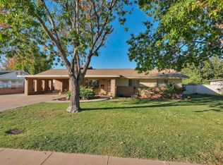 916 W 10th Pl, Mesa, AZ 85201