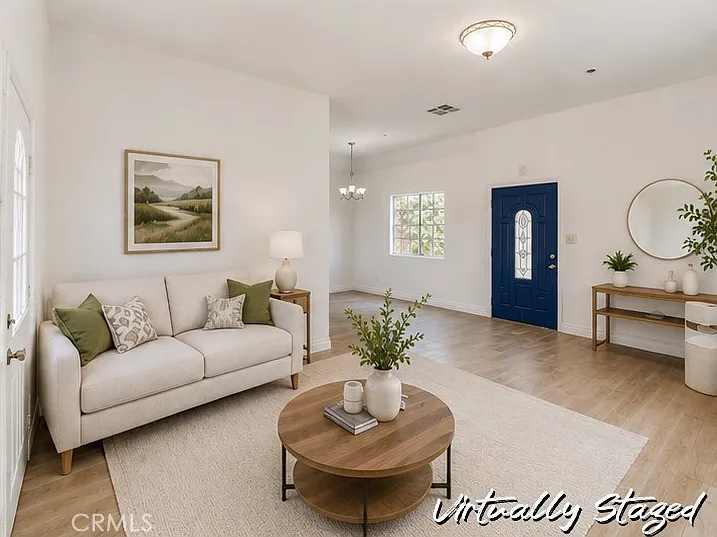 3207 Kenneth Dr — Photo 3