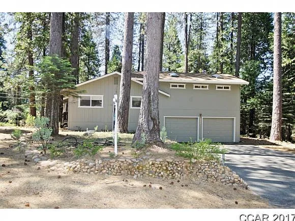 972 Meadow Dr photo 1
