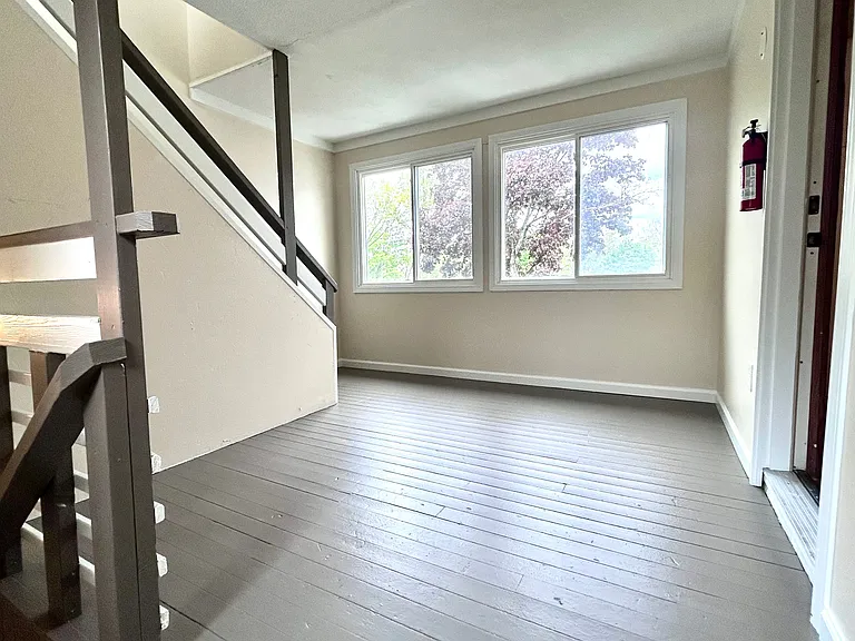 199 Beck Ave #2 — Photo 6