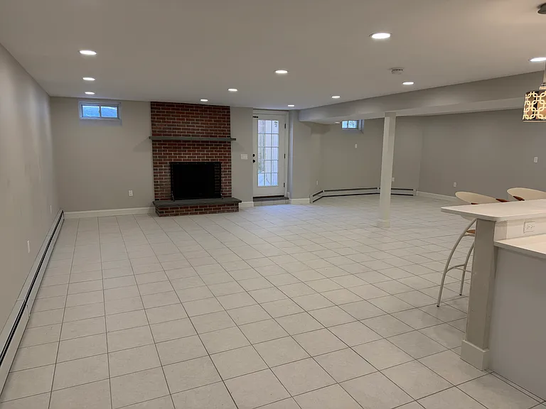 52 N Border Rd — Photo 26