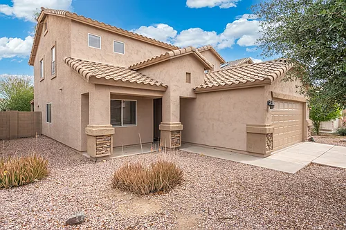 11546 W Schleifer Dr Photo 1