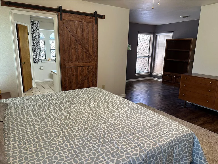 4742 Kevin Ct — Photo 21