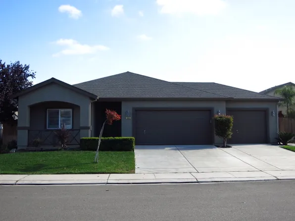 1540 Symphony Ln, Hughson, CA 95326